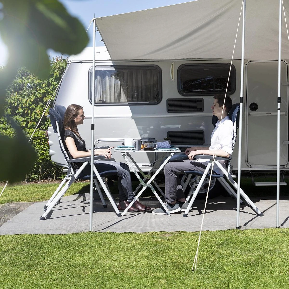 Campart Campingstoel CH-0592 - Opvouwbaar Met Hoofdsteun - 7 Verstelbare Standen - Lichtgewicht - Blauw - Afbeelding 3