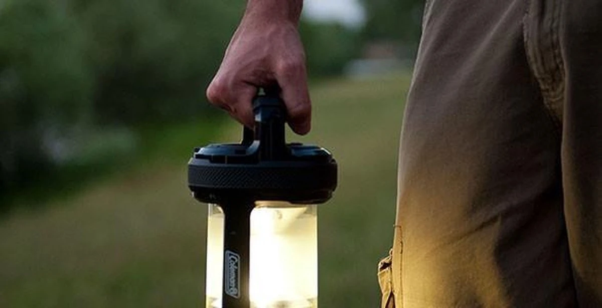 Coleman Twist+ 300 Camping Lantaarn - 300 Lumen - Oplaadbaar - Zwart - Afbeelding 4